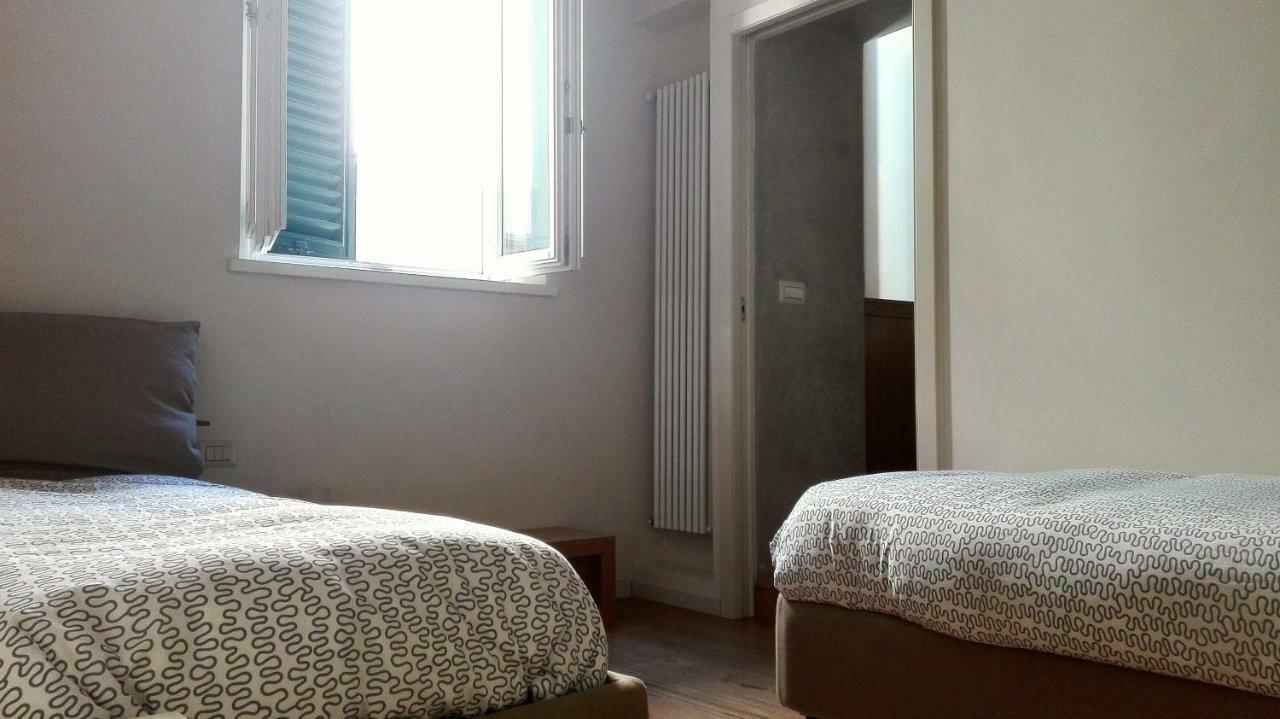 Appartamento Moderno In Centro Storico Lucca Buitenkant foto